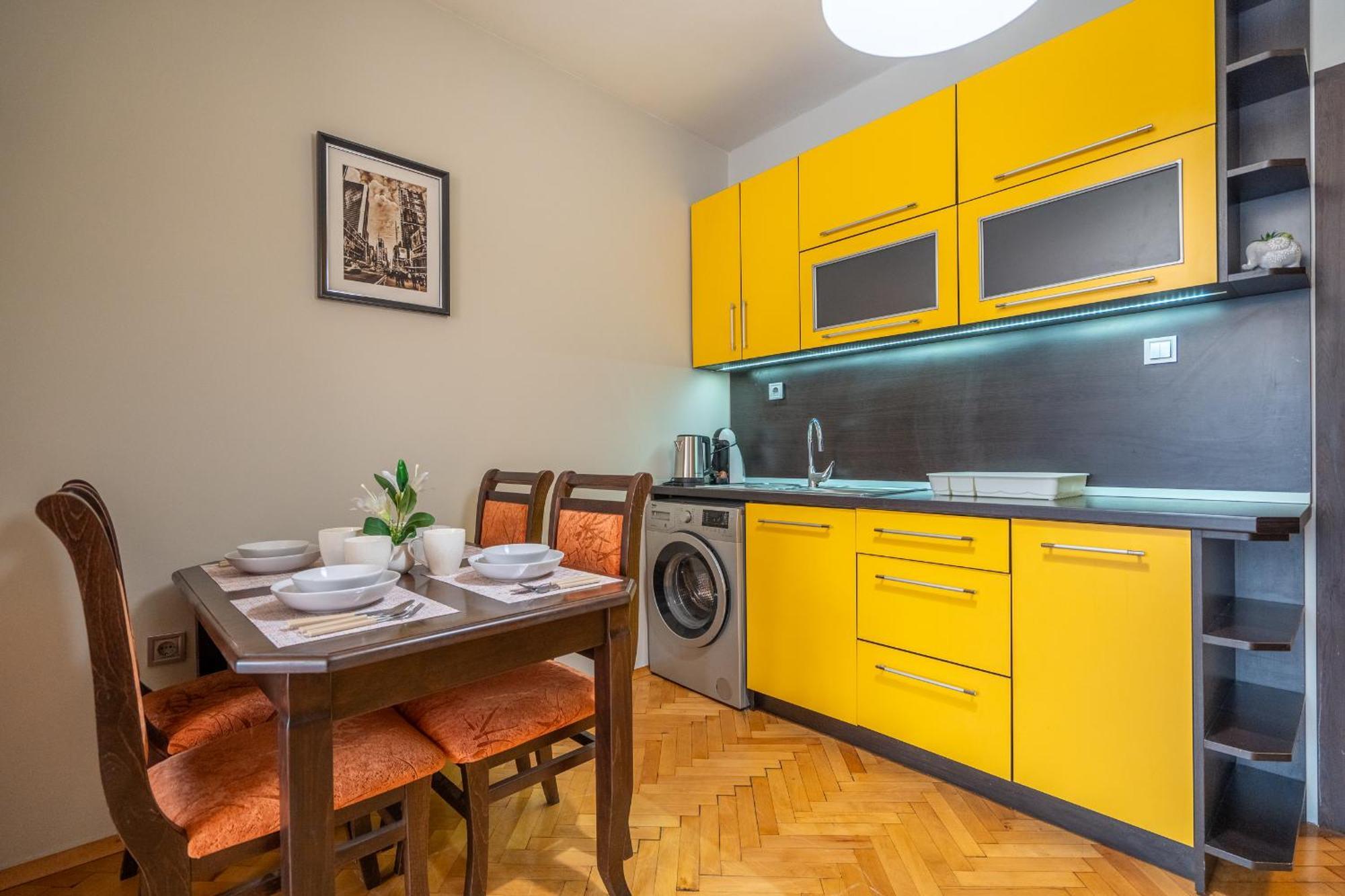 Pirotska 2-Bedroom 100M2 Apartment In Sofia Center Exterior photo